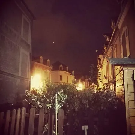 Maison De Pecheur * تروفيي سور مير